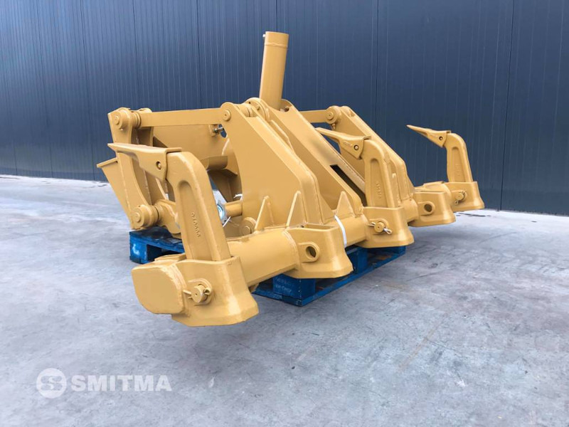 Cat 140M - ملحقات - آلات البناء: صور 2 Cat 140M - ملحقات - آلات البناء: صور 2