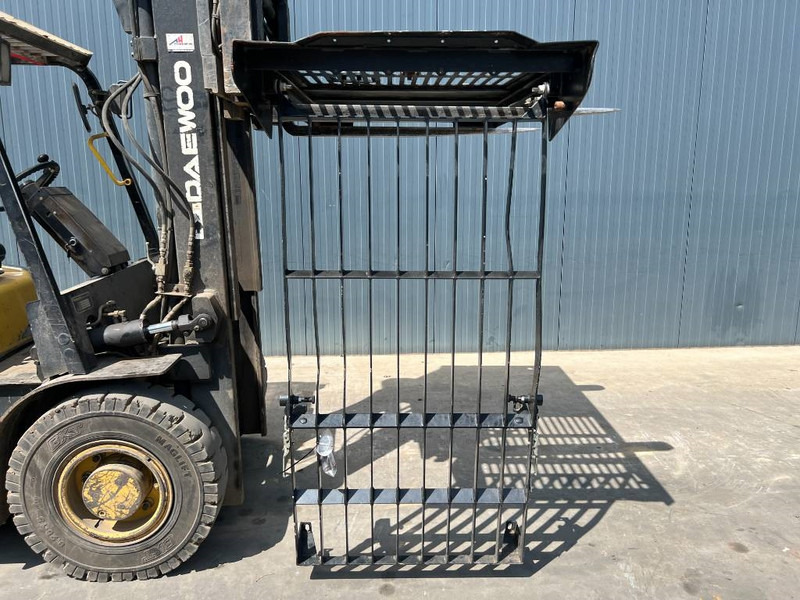 Cat 313E / 320F / 323E / 325F / 329E / 330F / 336E / 3 - الكابينة والداخلية - آلات البناء: صور 3 Cat 313E / 320F / 323E / 325F / 329E / 330F / 336E / 3 - الكابينة والداخلية - آلات البناء: صور 3