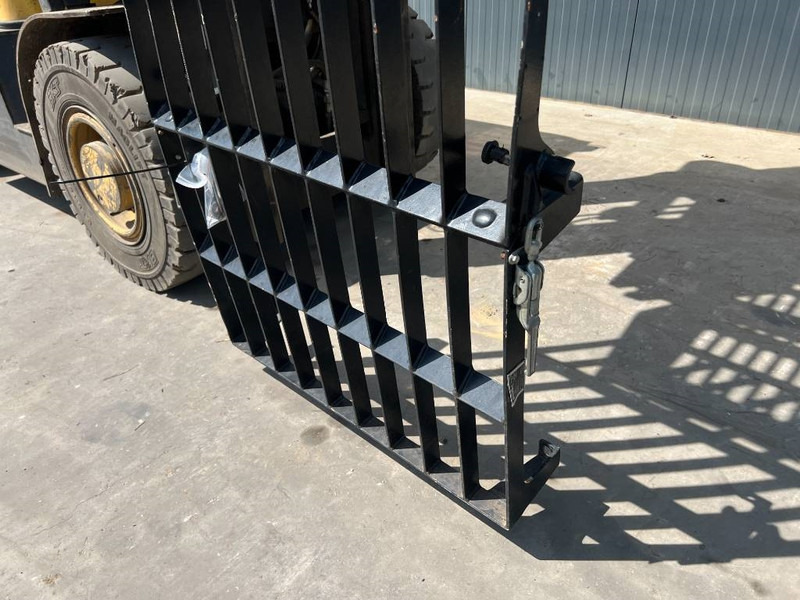 Cat 313E / 320F / 323E / 325F / 329E / 330F / 336E / 3 - الكابينة والداخلية - آلات البناء: صور 5 Cat 313E / 320F / 323E / 325F / 329E / 330F / 336E / 3 - الكابينة والداخلية - آلات البناء: صور 5