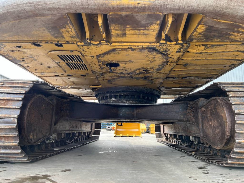 Cat 320D L - حفارات زحافة: صور 5 Cat 320D L - حفارات زحافة: صور 5