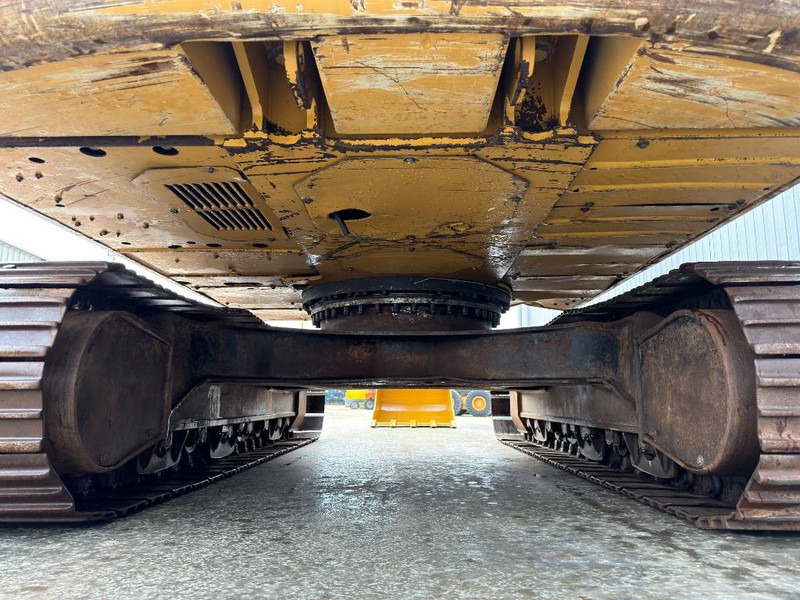 Cat 320D L - حفارات زحافة: صور 5 Cat 320D L - حفارات زحافة: صور 5