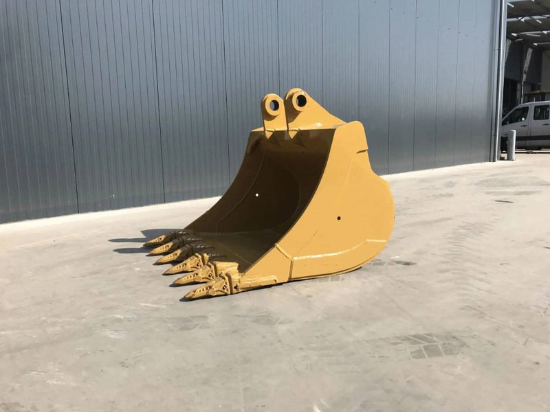 Cat 323E 1.40m - بكت - آلات البناء: صور 4 Cat 323E 1.40m - بكت - آلات البناء: صور 4