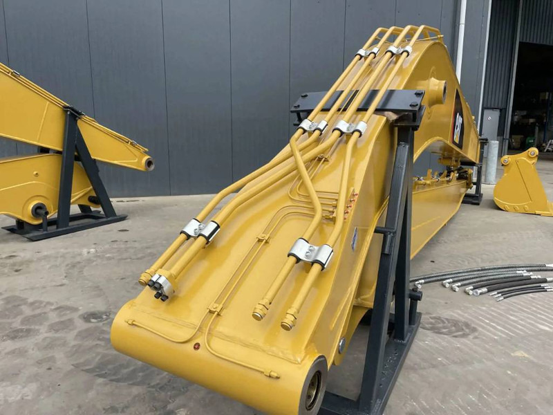 Cat 323F 18m Set - ملحقات - آلات البناء: صور 4 Cat 323F 18m Set - ملحقات - آلات البناء: صور 4