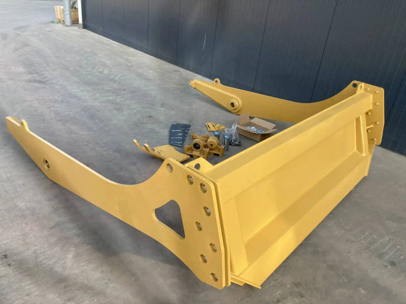 Cat 730 NG - باب خلفي للشحن - آلات البناء: صور 4 Cat 730 NG - باب خلفي للشحن - آلات البناء: صور 4