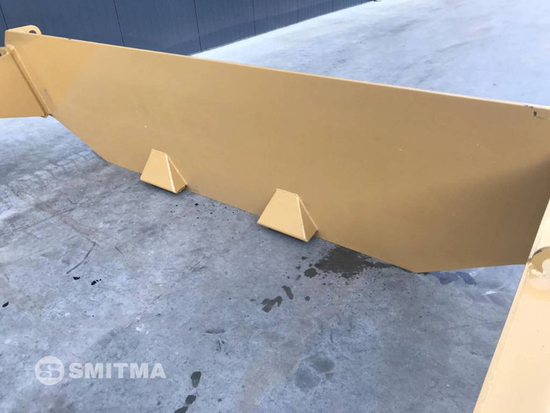 Cat 730 - باب خلفي للشحن - آلات البناء: صور 3 Cat 730 - باب خلفي للشحن - آلات البناء: صور 3
