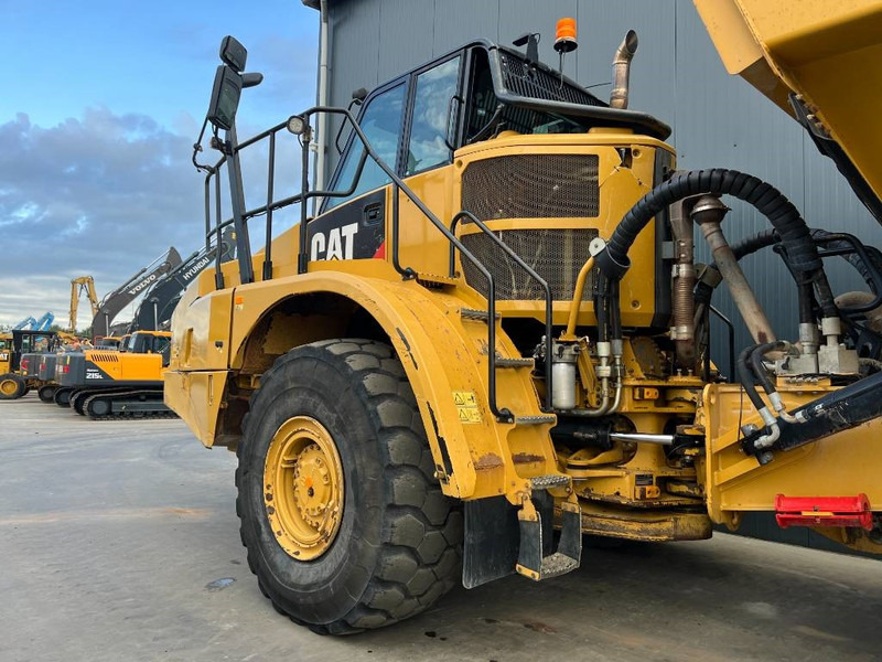 Cat 735C - شاحنة مفصلية: صور 5 Cat 735C - شاحنة مفصلية: صور 5