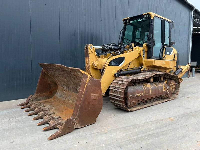 Cat 963D - اللودر المجنزر: صور 1 Cat 963D - اللودر المجنزر: صور 1