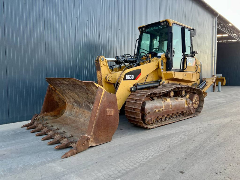 Cat 963D - اللودر المجنزر: صور 1 Cat 963D - اللودر المجنزر: صور 1