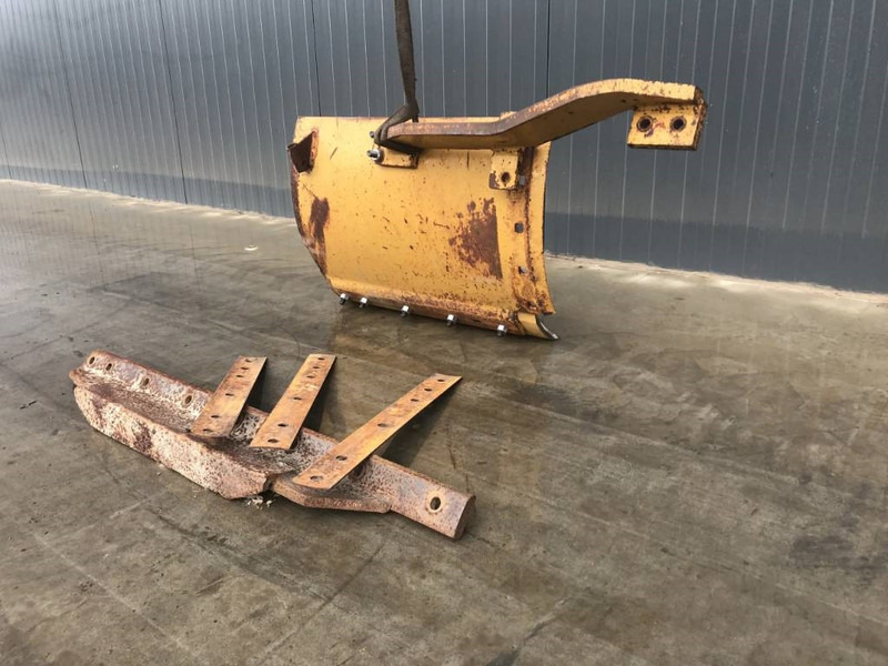 Cat Blade Extension 12H / 12K / 140H / 140K - شفرة الجرافة - آلات البناء: صور 2 Cat Blade Extension 12H / 12K / 140H / 140K - شفرة الجرافة - آلات البناء: صور 2