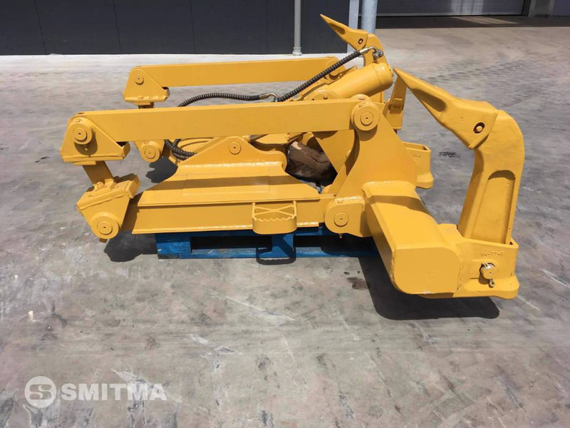 Cat D5H - ملحقات - آلات البناء: صور 4 Cat D5H - ملحقات - آلات البناء: صور 4
