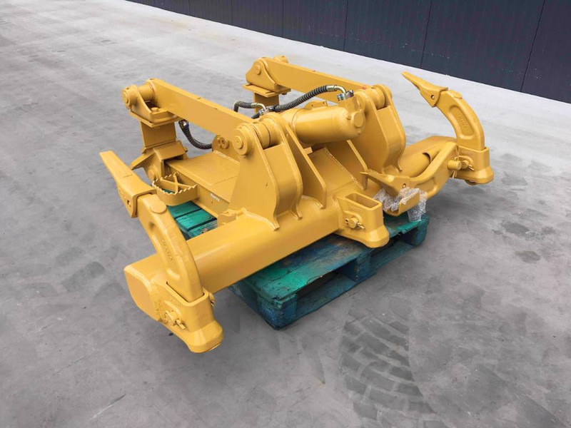 Cat D6K2 - ملحقات - آلات البناء: صور 2 Cat D6K2 - ملحقات - آلات البناء: صور 2