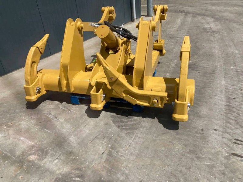 Cat D6 - ملحقات - آلات البناء: صور 3 Cat D6 - ملحقات - آلات البناء: صور 3