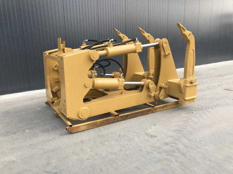 Cat D7H - ملحقات - آلات البناء: صور 3 Cat D7H - ملحقات - آلات البناء: صور 3