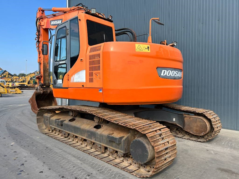 Doosan DX235LCR - حفارات زحافة: صور 3 Doosan DX235LCR - حفارات زحافة: صور 3