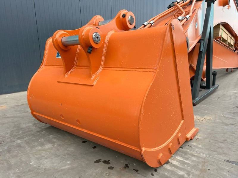 Hitachi ZX220 18m Set Long Reach Equipment - ملحقات - آلات البناء: صور 5 Hitachi ZX220 18m Set Long Reach Equipment - ملحقات - آلات البناء: صور 5