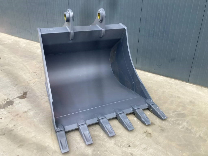 Hitachi ZX270 - بكت - آلات البناء: صور 3 Hitachi ZX270 - بكت - آلات البناء: صور 3