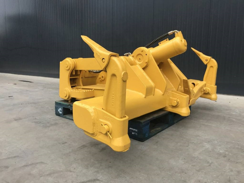 Komatsu D53 - ملحقات - آلات البناء: صور 2 Komatsu D53 - ملحقات - آلات البناء: صور 2