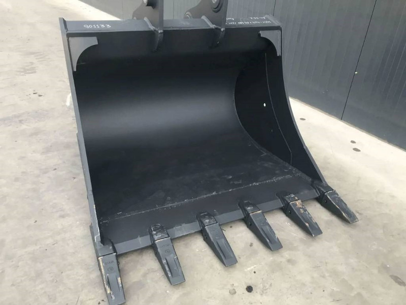 Komatsu PC210 - بكت - آلات البناء: صور 4 Komatsu PC210 - بكت - آلات البناء: صور 4