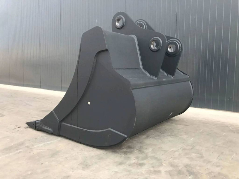 Komatsu PC228 - بكت - آلات البناء: صور 2 Komatsu PC228 - بكت - آلات البناء: صور 2