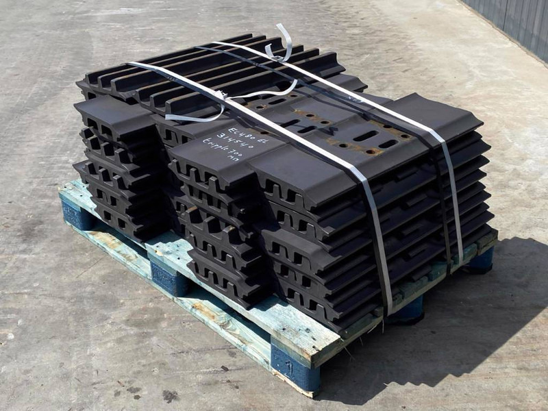 Komatsu PC300 / PC360 / PC400 Shoes/Pads - الإطار/ الشاسيه - آلات البناء: صور 1 Komatsu PC300 / PC360 / PC400 Shoes/Pads - الإطار/ الشاسيه - آلات البناء: صور 1