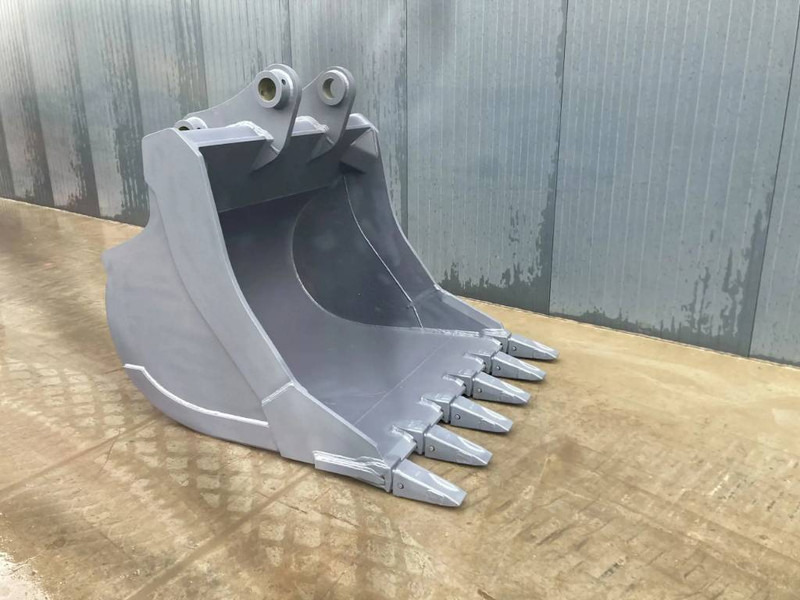 Komatsu PC300 - بكت - آلات البناء: صور 1 Komatsu PC300 - بكت - آلات البناء: صور 1