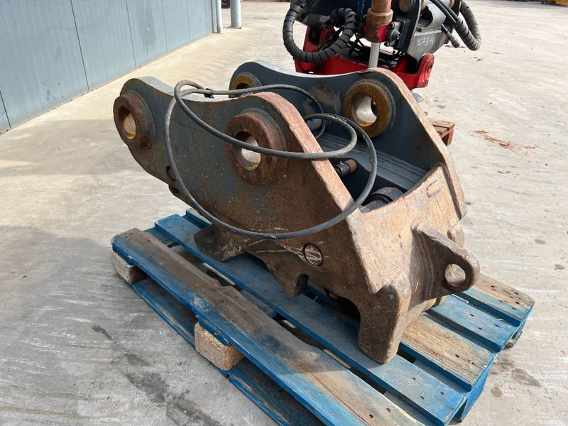 Miller Caterpillar 330C / 330D / 336D / 336E / 336F Geith - وصلة الربط للمعدات المعلقة - آلات البناء: صور 3 Miller Caterpillar 330C / 330D / 336D / 336E / 336F Geith - وصلة الربط للمعدات المعلقة - آلات البناء: صور 3