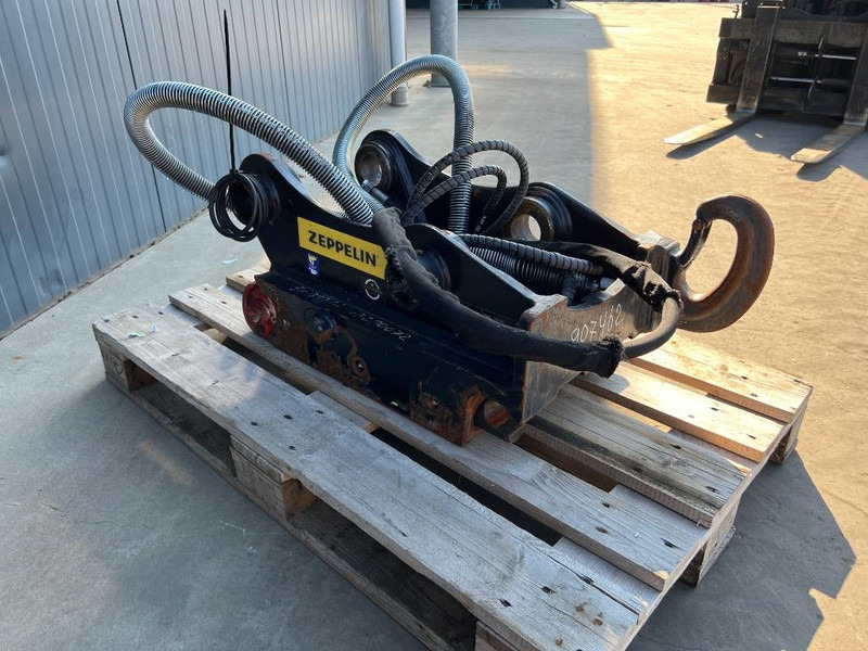 OilQuick OQ65 - 311F / 313F / 315F - وصلة الربط للمعدات المعلقة - آلات البناء: صور 3 OilQuick OQ65 - 311F / 313F / 315F - وصلة الربط للمعدات المعلقة - آلات البناء: صور 3