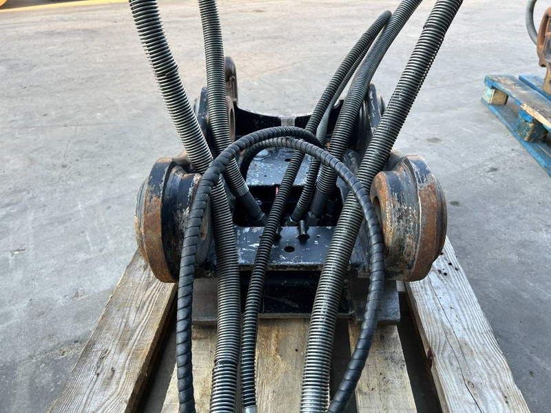 OilQuick OQ65 - M314F / M316F / M318F - وصلة الربط للمعدات المعلقة - آلات البناء: صور 5 OilQuick OQ65 - M314F / M316F / M318F - وصلة الربط للمعدات المعلقة - آلات البناء: صور 5