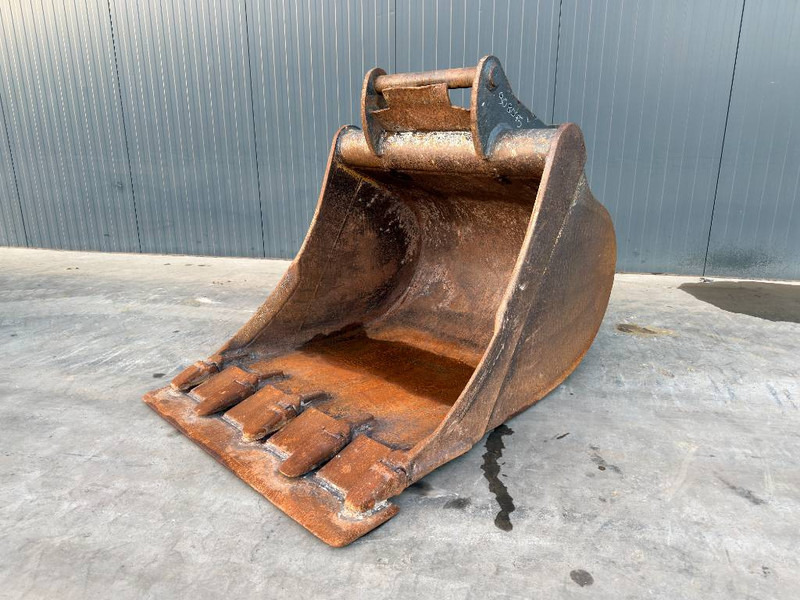 OilQuick OQ70/55 - 1200mm - بكت - آلات البناء: صور 1 OilQuick OQ70/55 - 1200mm - بكت - آلات البناء: صور 1