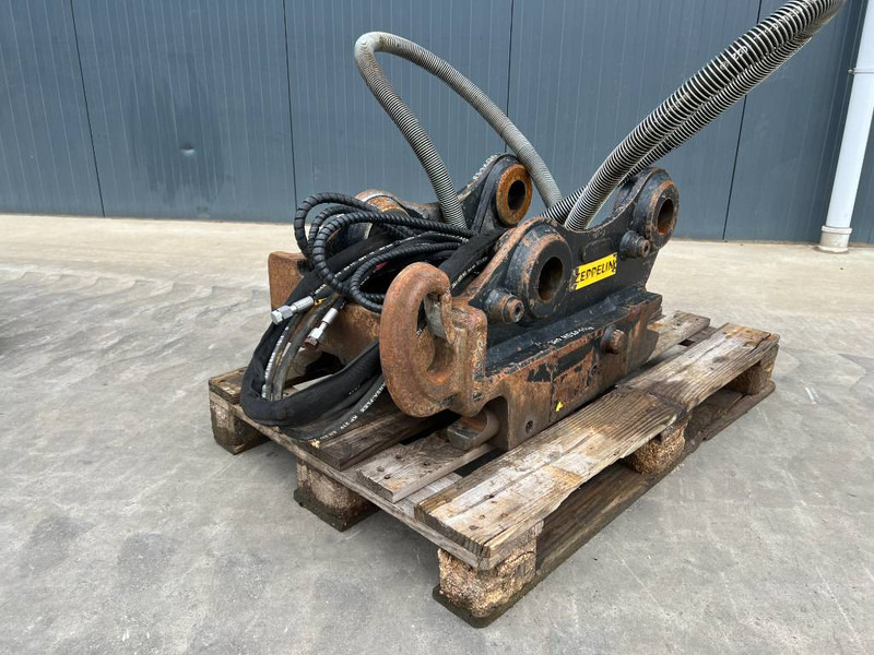 OilQuick OQ70/55 - 320F - وصلة الربط للمعدات المعلقة - آلات البناء: صور 1 OilQuick OQ70/55 - 320F - وصلة الربط للمعدات المعلقة - آلات البناء: صور 1