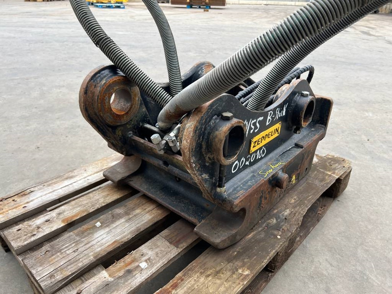 OilQuick OQ70/55 - 320F - وصلة الربط للمعدات المعلقة - آلات البناء: صور 5 OilQuick OQ70/55 - 320F - وصلة الربط للمعدات المعلقة - آلات البناء: صور 5