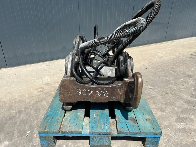 OilQuick OQ70/55 - 323E - وصلة الربط للمعدات المعلقة - آلات البناء: صور 2 OilQuick OQ70/55 - 323E - وصلة الربط للمعدات المعلقة - آلات البناء: صور 2