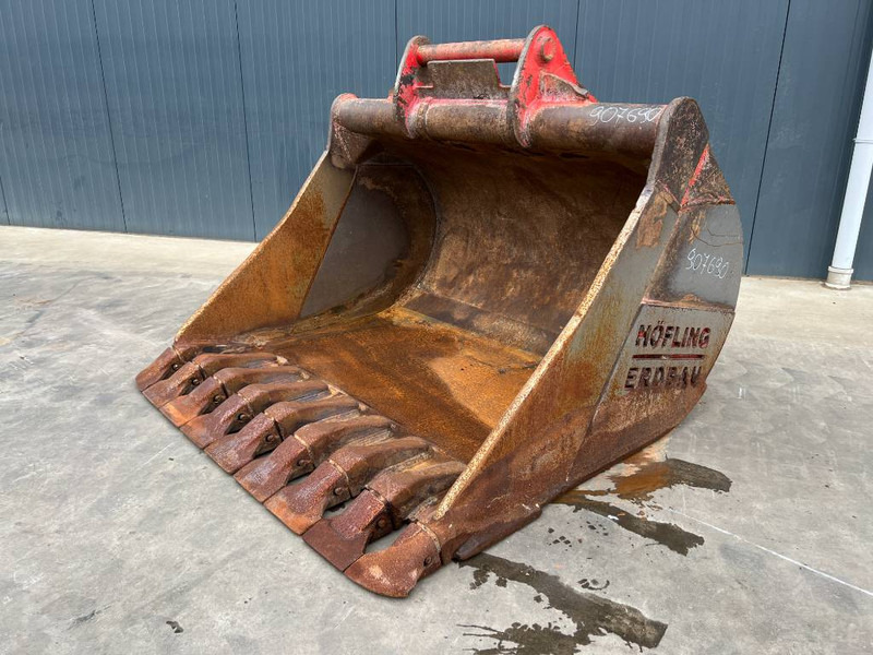 OilQuick OQ70/55 - بكت - آلات البناء: صور 1 OilQuick OQ70/55 - بكت - آلات البناء: صور 1