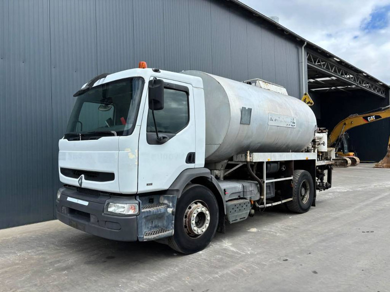 Renault Rincheval - 9.000 Liter - موزع الأسفلت: صور 1 Renault Rincheval - 9.000 Liter - موزع الأسفلت: صور 1