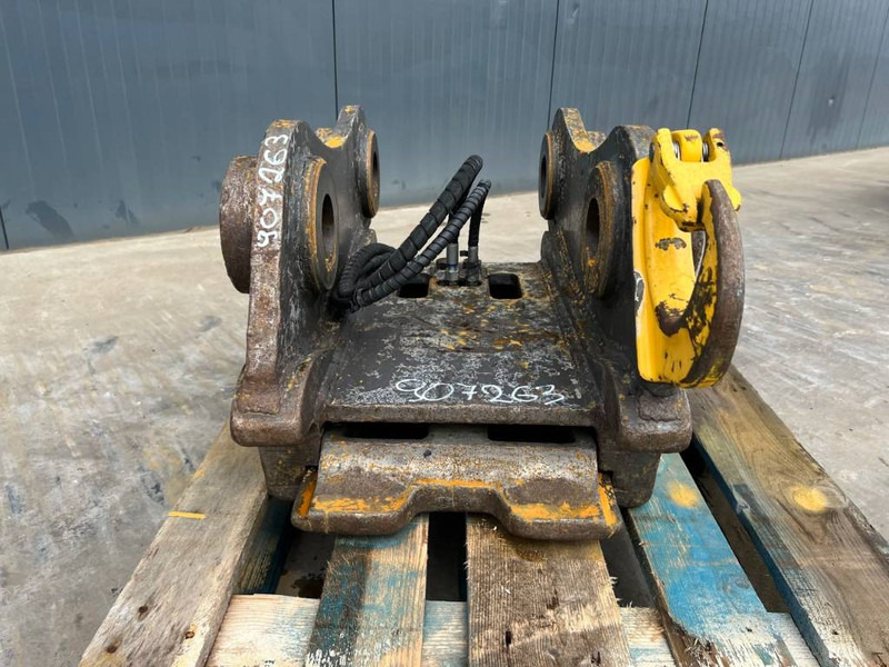 SMP S70 - 323D - وصلة الربط للمعدات المعلقة - آلات البناء: صور 2 SMP S70 - 323D - وصلة الربط للمعدات المعلقة - آلات البناء: صور 2