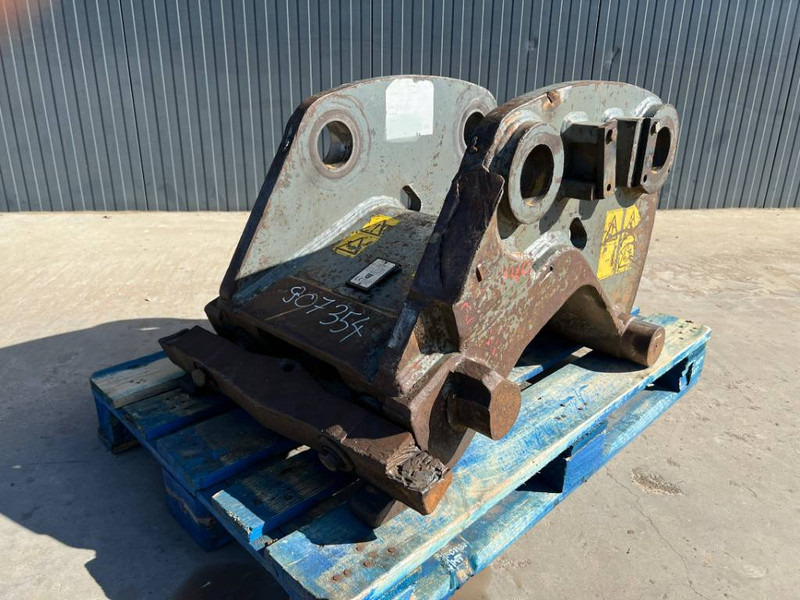 Verachtert CW45S - JS300 - وصلة الربط للمعدات المعلقة - آلات البناء: صور 1 Verachtert CW45S - JS300 - وصلة الربط للمعدات المعلقة - آلات البناء: صور 1