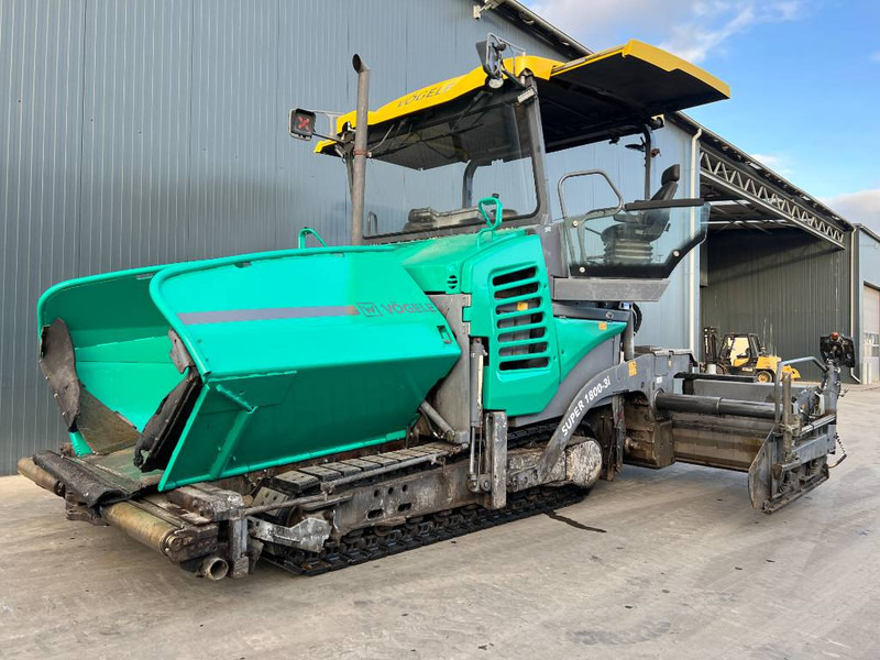 Vögele SUPER 1800-3i - العامل بالقار: صور 1 Vögele SUPER 1800-3i - العامل بالقار: صور 1