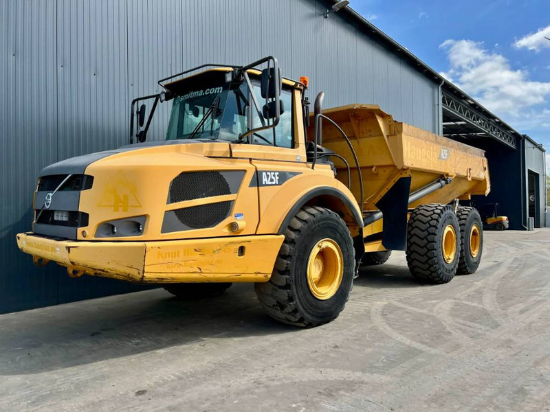 Volvo A25F - شاحنة مفصلية: صور 1 Volvo A25F - شاحنة مفصلية: صور 1