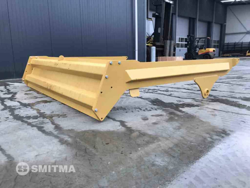 Volvo A35E - باب خلفي للشحن - آلات البناء: صور 4 Volvo A35E - باب خلفي للشحن - آلات البناء: صور 4