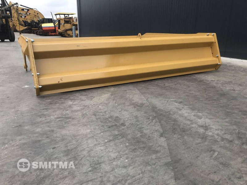 Volvo A40E - باب خلفي للشحن - آلات البناء: صور 4 Volvo A40E - باب خلفي للشحن - آلات البناء: صور 4