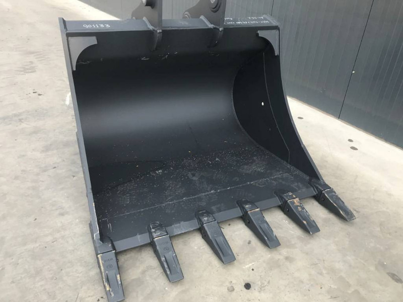 Volvo EC220 - بكت - آلات البناء: صور 3 Volvo EC220 - بكت - آلات البناء: صور 3