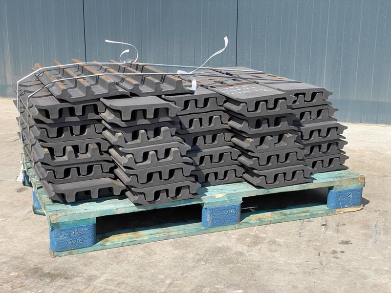 Volvo EC480 Shoes/Pads - الإطار/ الشاسيه - آلات البناء: صور 3 Volvo EC480 Shoes/Pads - الإطار/ الشاسيه - آلات البناء: صور 3