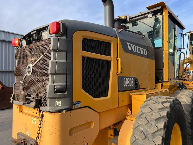 Volvo G930B - آلة تسوية الأرض: صور 5 Volvo G930B - آلة تسوية الأرض: صور 5