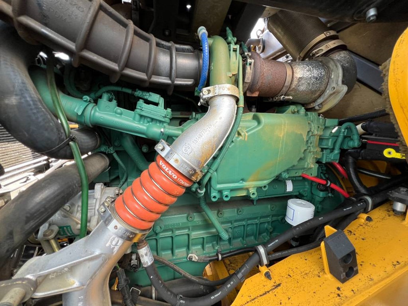 Volvo L90H - اللودر بعجل: صور 5 Volvo L90H - اللودر بعجل: صور 5