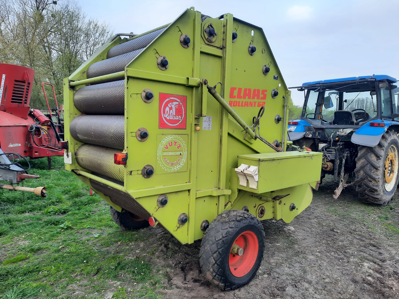 CLAAS ROLLANT 62 - مكبس القش الدائري: صور 4 CLAAS ROLLANT 62 - مكبس القش الدائري: صور 4