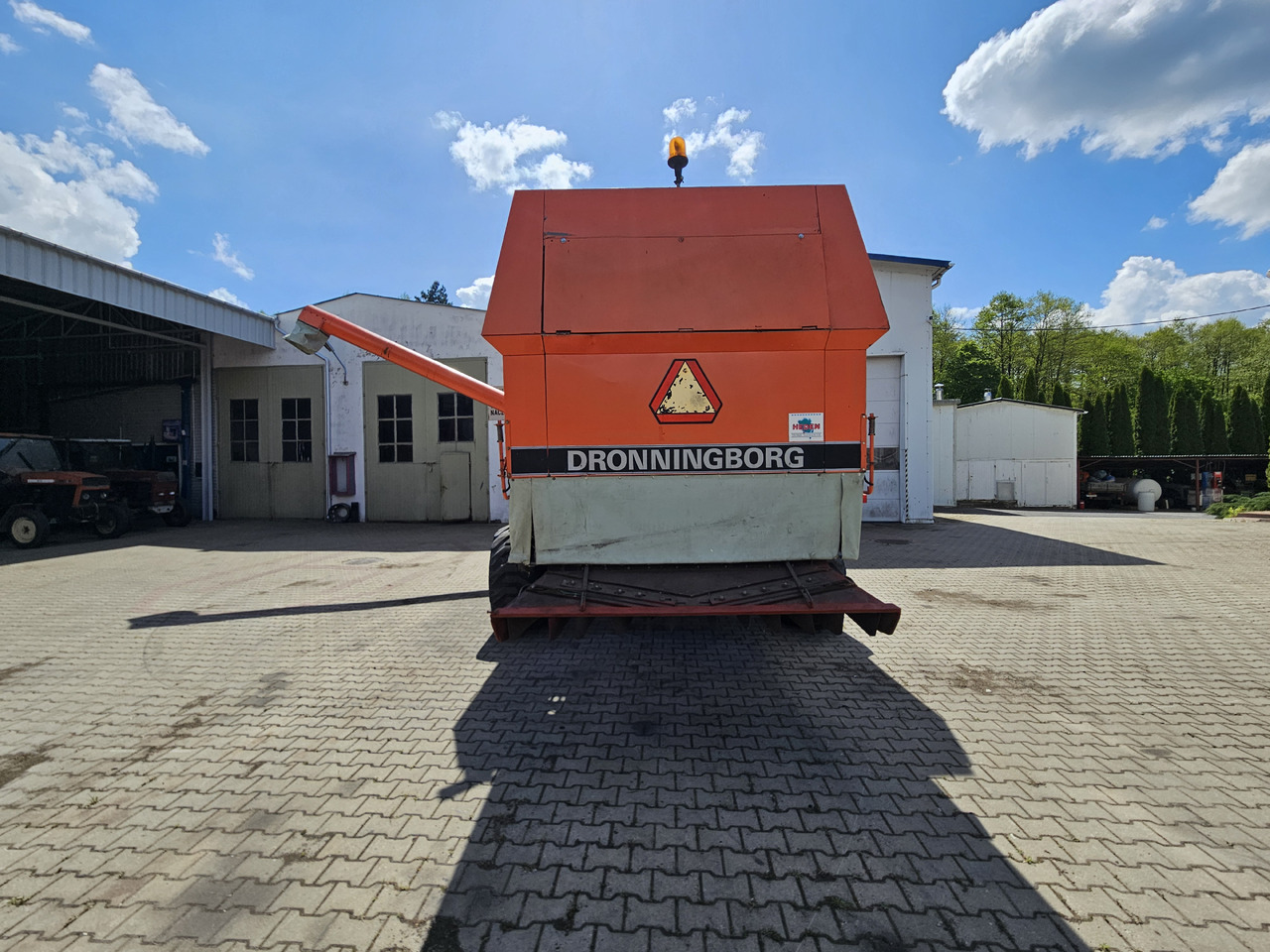 Dronningborg D9000 - حصادة شاملة: صور 5 Dronningborg D9000 - حصادة شاملة: صور 5