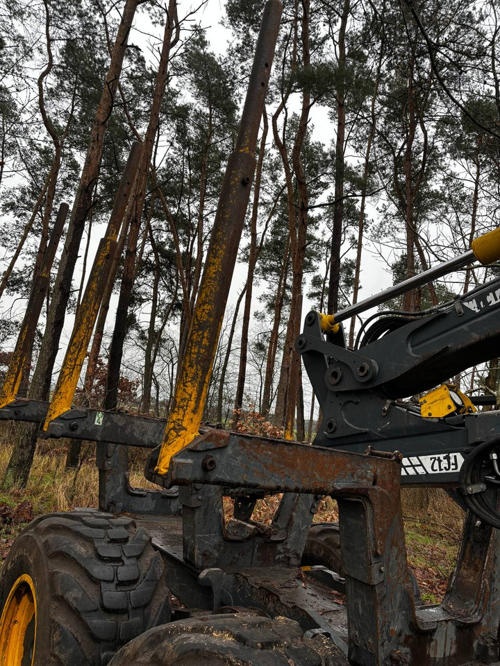 Eco Log 574E - شاحنات نقل الأخشاب في الغابات: صور 4 Eco Log 574E - شاحنات نقل الأخشاب في الغابات: صور 4