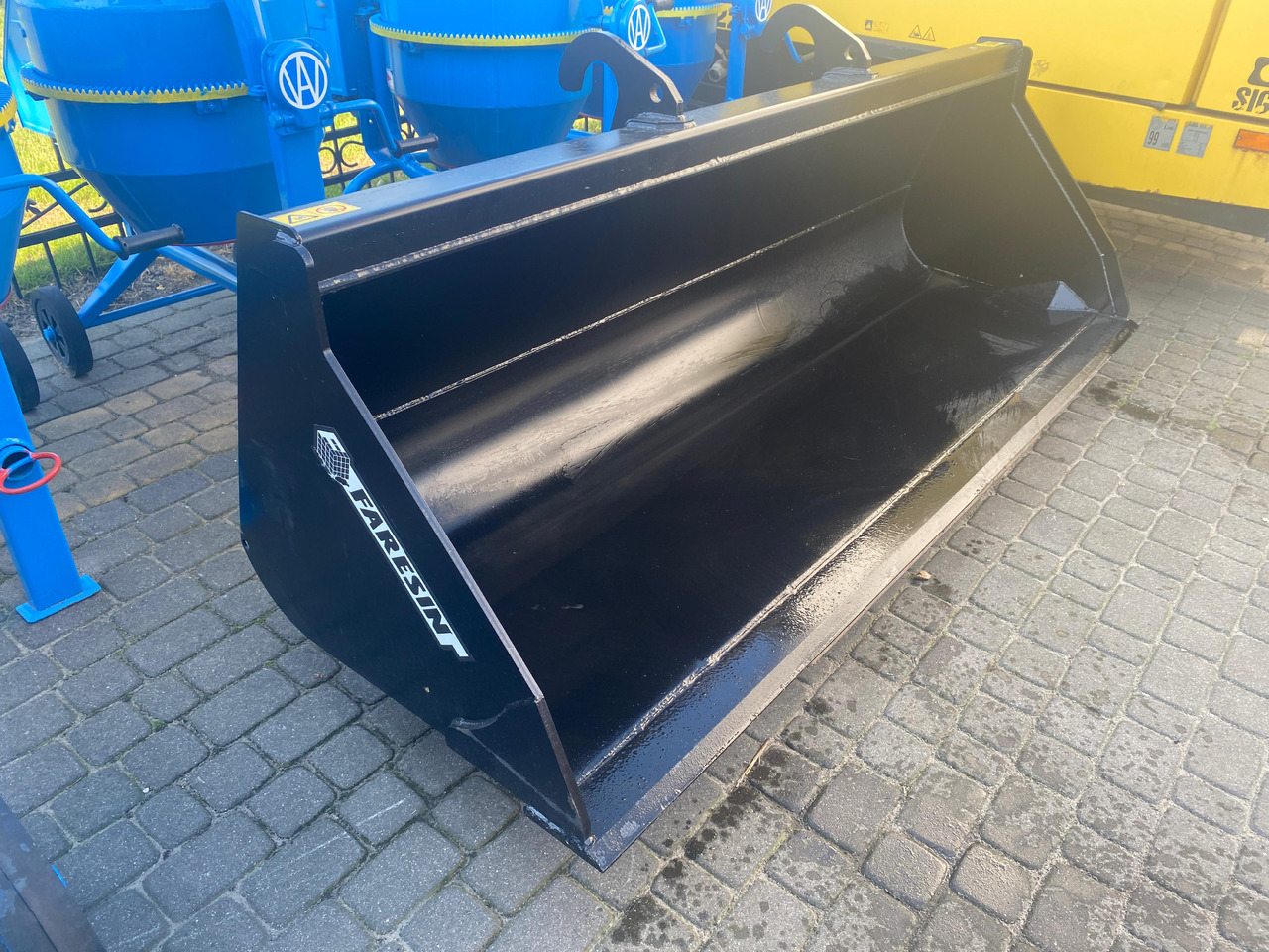 بكت - آلات البناء FARESIN WHITES GP BUCKET 2440 mm FH 8U FR00: صور 1