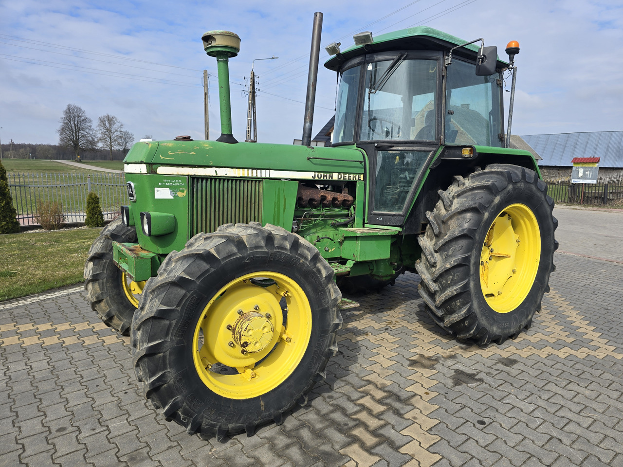 JOHN DEERE 3140 - جرار: صور 1 JOHN DEERE 3140 - جرار: صور 1