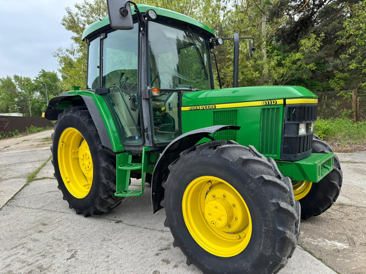 JOHN DEERE 6110 - جرار: صور 1 JOHN DEERE 6110 - جرار: صور 1